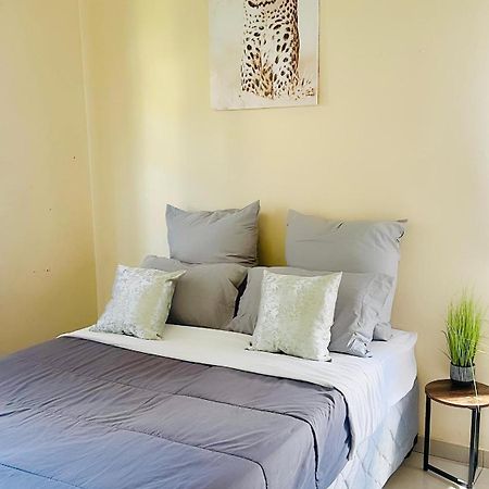Zakhele Guest House Manzini Buitenkant foto