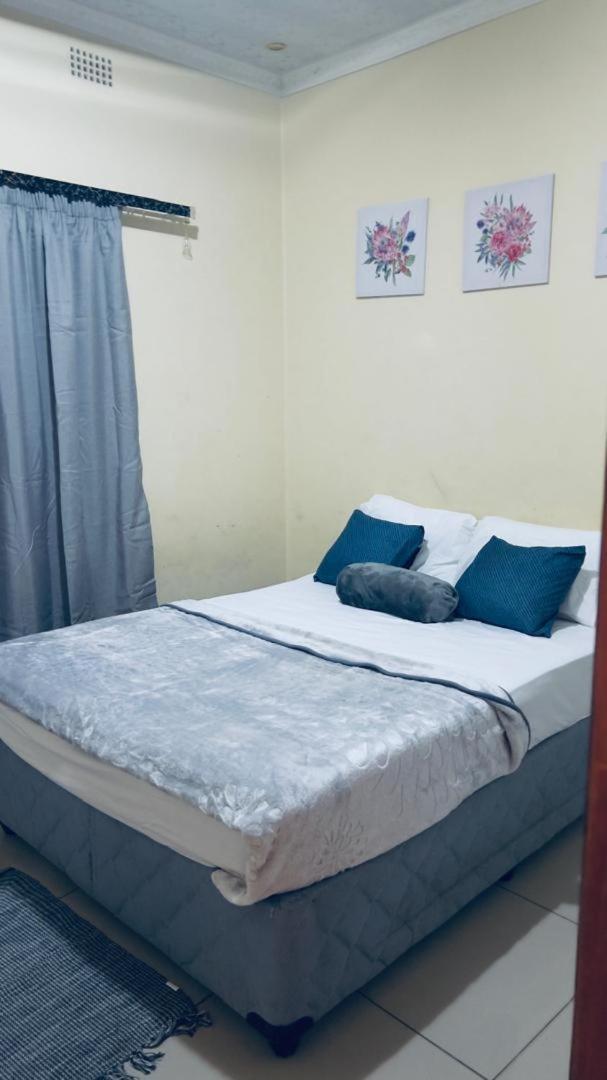Zakhele Guest House Manzini Buitenkant foto